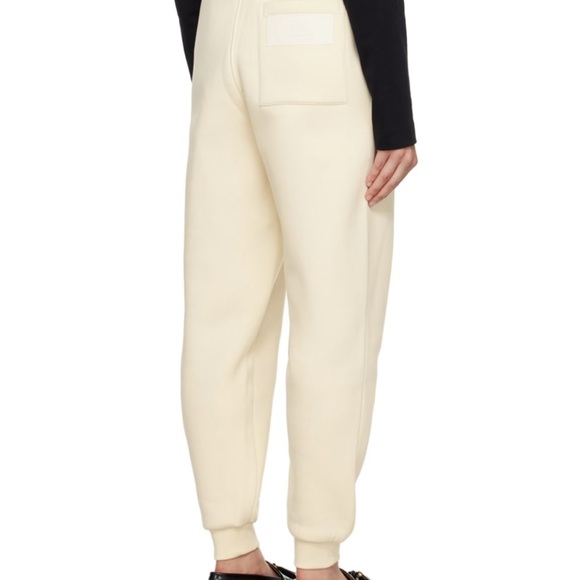 Ami Cream Pocket Detail - Picture 3 of 16